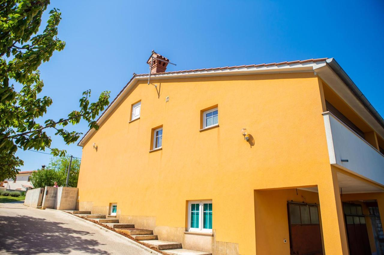Holiday Home Labud Žminj Buitenkant foto