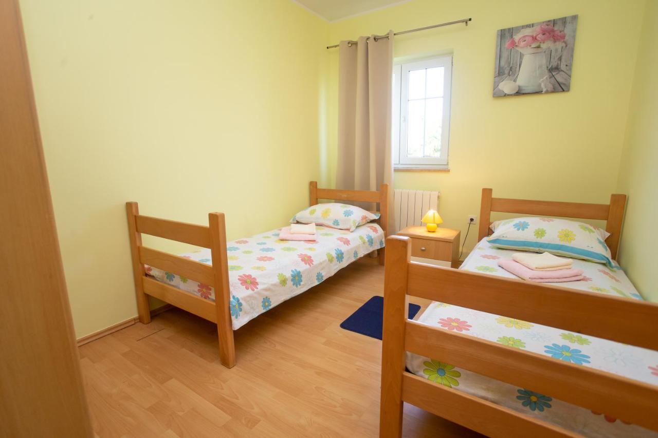 Holiday Home Labud Žminj Buitenkant foto